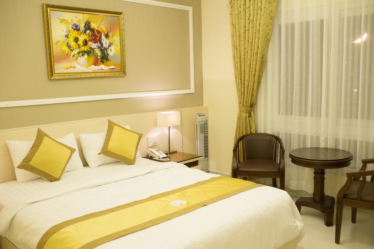 Hotel Hoang Minh Chau Далат Экстерьер фото